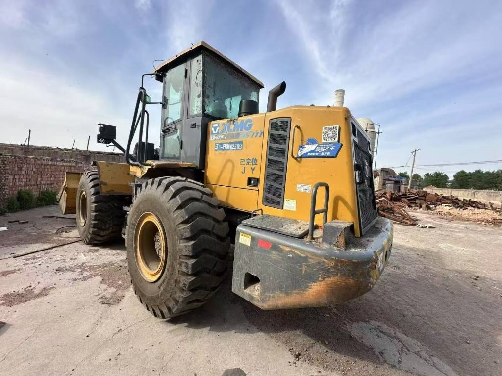 XCMG lw500fv - Ελαστιχοφόρος φορτωτής: φωτογραφία 4 XCMG lw500fv - Ελαστιχοφόρος φορτωτής: φωτογραφία 4