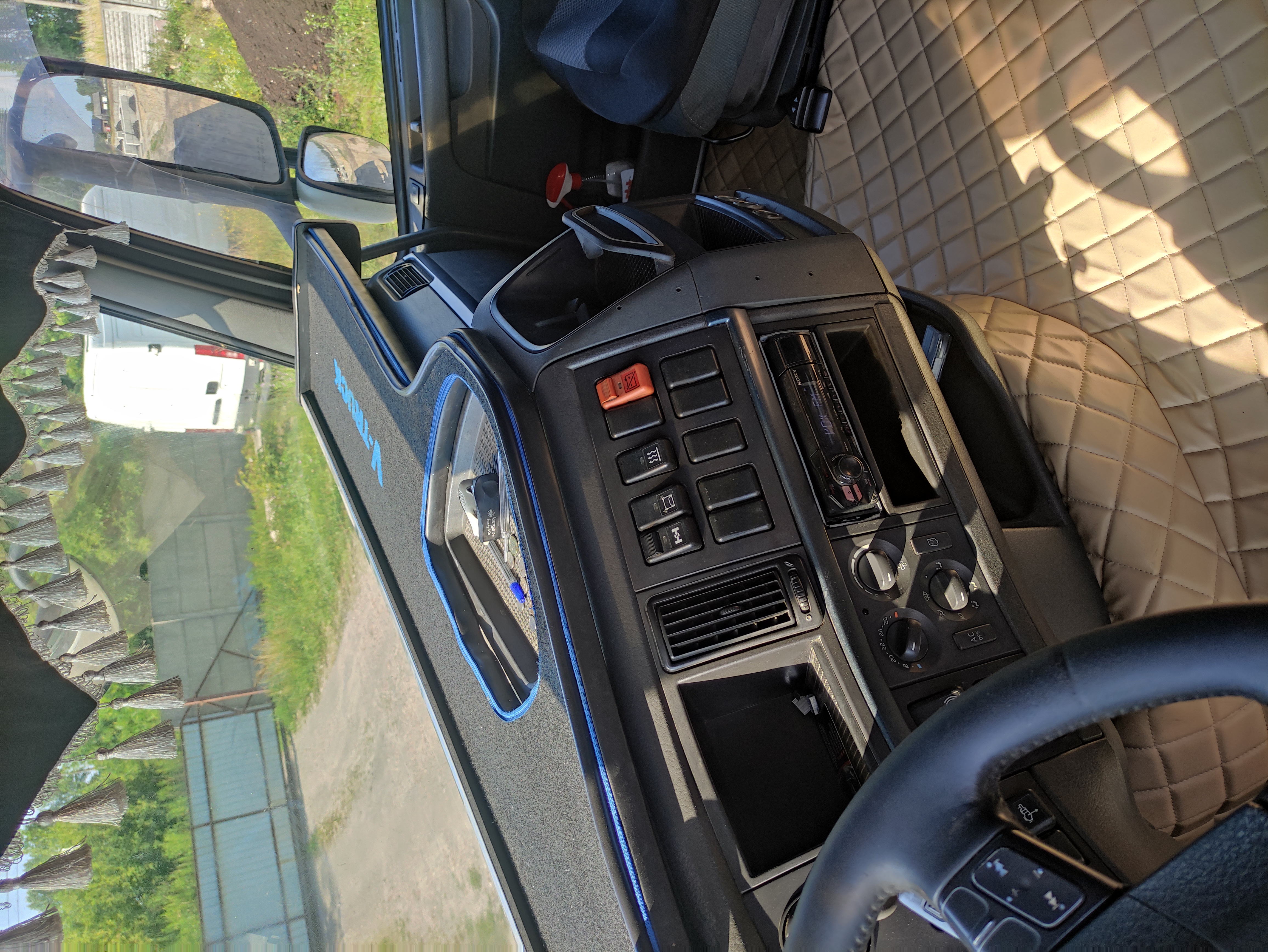 Τράκτορας Volvo FH 13: φωτογραφία 6 Τράκτορας Volvo FH 13: φωτογραφία 6