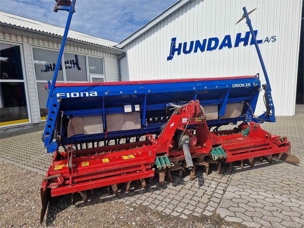 Kverneland NGS401 FIONA ORIONXR - Σπαρτική με σβάρνα: φωτογραφία 1 Kverneland NGS401 FIONA ORIONXR - Σπαρτική με σβάρνα: φωτογραφία 1