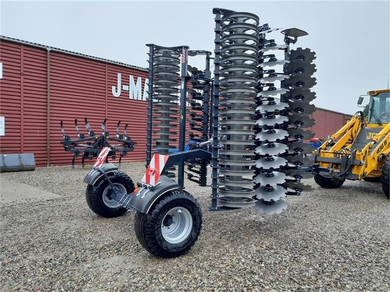 Agro-Tom 6 Meter discharve Agro-Tom 6 m. bugser - Δισκοσβάρνα: φωτογραφία 2 Agro-Tom 6 Meter discharve Agro-Tom 6 m. bugser - Δισκοσβάρνα: φωτογραφία 2