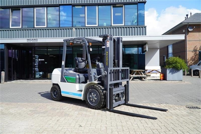 Eurotrac Eurotrack - Πετρελαιοκίνητο περονοφόρο: φωτογραφία 1 Eurotrac Eurotrack - Πετρελαιοκίνητο περονοφόρο: φωτογραφία 1