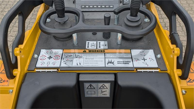 Leasing Eurotrac SK 10  Eurotrac SK 10: φωτογραφία 9