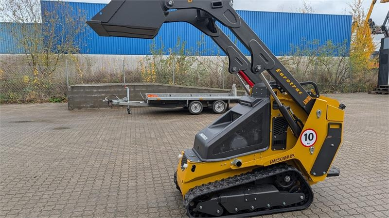 Leasing Eurotrac SK 10  Eurotrac SK 10: φωτογραφία 10