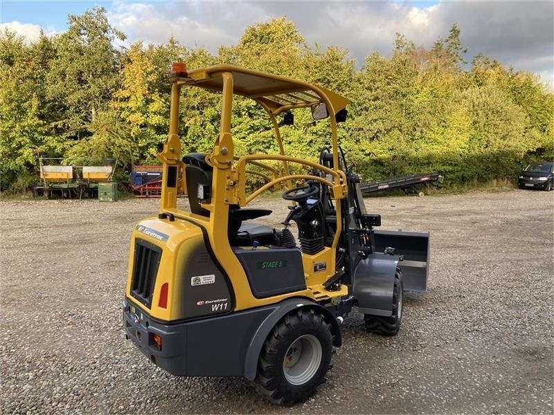 Eurotrac W11 med lang arm, skovl og gafler - Σπαστός φορτωτής: φωτογραφία 3 Eurotrac W11 med lang arm, skovl og gafler - Σπαστός φορτωτής: φωτογραφία 3