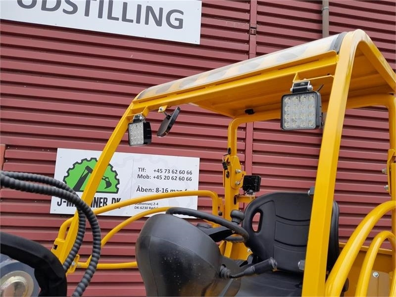 Σπαστός φορτωτής Eurotrac W12 F XL: φωτογραφία 15 Σπαστός φορτωτής Eurotrac W12 F XL: φωτογραφία 15