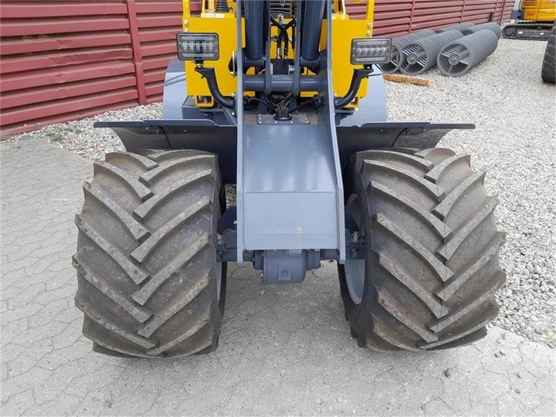 Σπαστός φορτωτής Eurotrac W12 F XL: φωτογραφία 17 Σπαστός φορτωτής Eurotrac W12 F XL: φωτογραφία 17