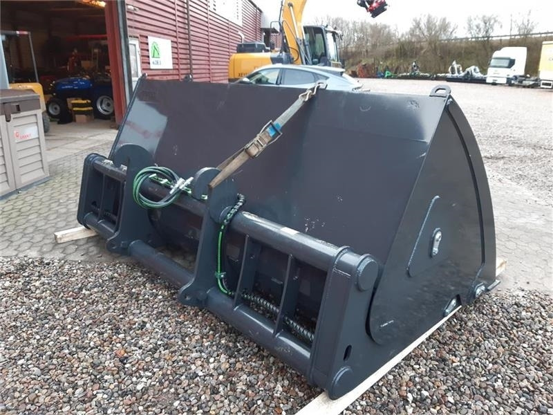 Inter-Tech højtipskovl inter-tech 3 meters - Κουβάς για φορτωτή: φωτογραφία 3 Inter-Tech højtipskovl inter-tech 3 meters - Κουβάς για φορτωτή: φωτογραφία 3