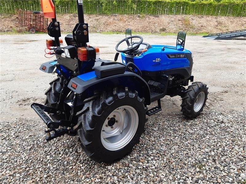 Solis 26 servostyring og brede traktor dæk - Δημοτικό τρακτέρ: φωτογραφία 4 Solis 26 servostyring og brede traktor dæk - Δημοτικό τρακτέρ: φωτογραφία 4