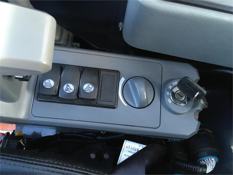 Μίνι εκσκαφέας XCMG 5.7 tons: φωτογραφία 11 Μίνι εκσκαφέας XCMG 5.7 tons: φωτογραφία 11