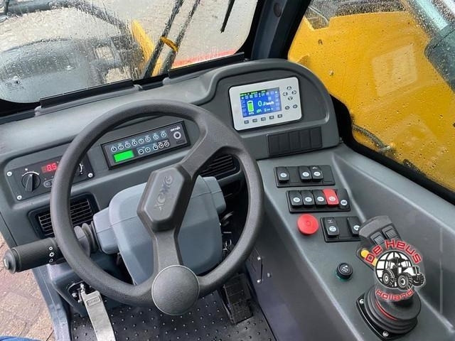 - - - XCMG XC6-2506E - Τηλεσκοπικός φορτωτής: φωτογραφία 4 - - - XCMG XC6-2506E - Τηλεσκοπικός φορτωτής: φωτογραφία 4