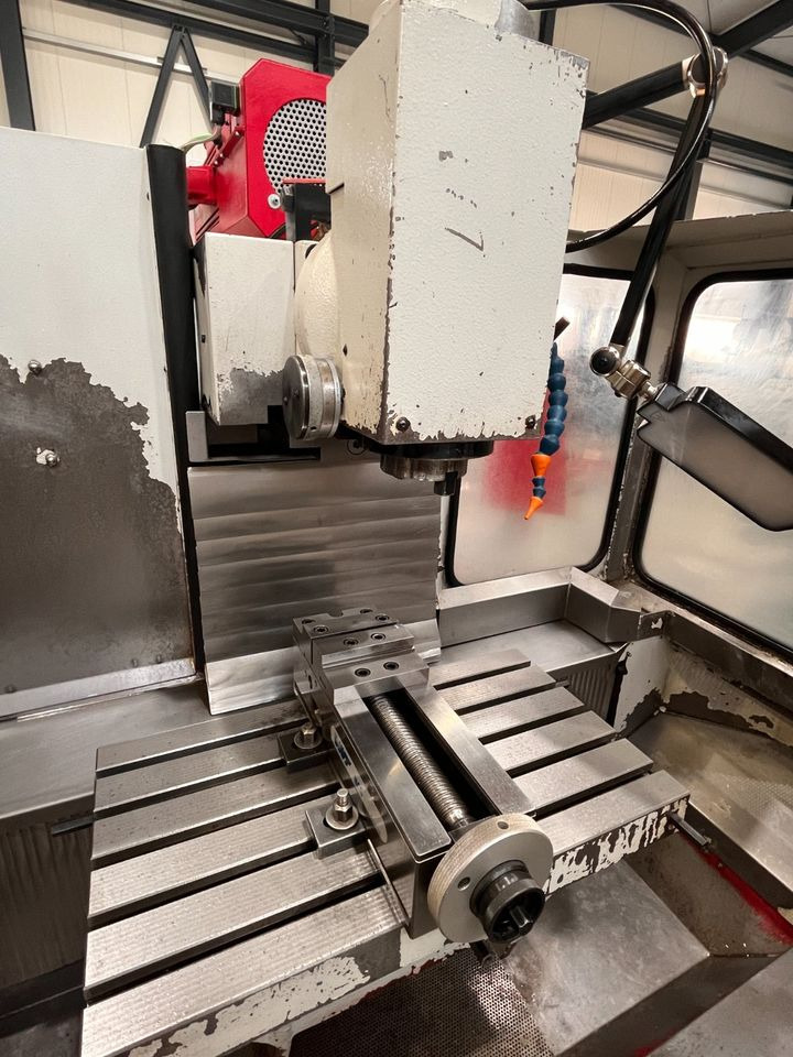 Werkzeugfräsmaschine Fräsmaschine KUNZMANN WF 4/3 TNC124 - Μηχανή φρεζαρίσματος: φωτογραφία 4 Werkzeugfräsmaschine Fräsmaschine KUNZMANN WF 4/3 TNC124 - Μηχανή φρεζαρίσματος: φωτογραφία 4
