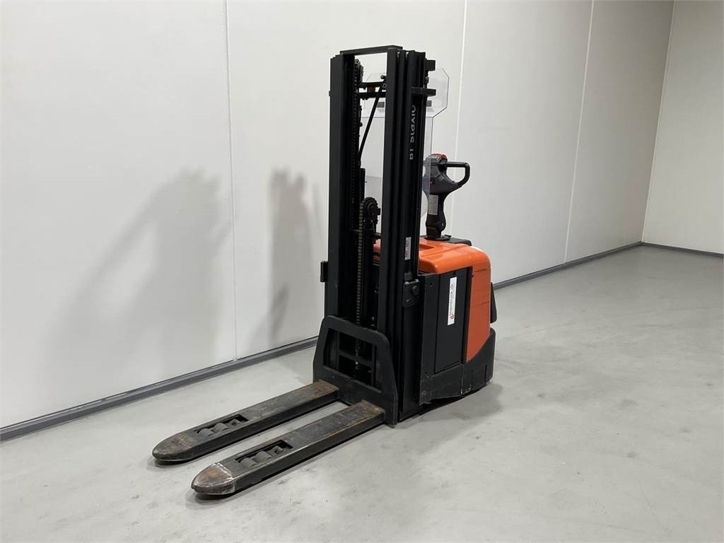 BT SPE125L - Μηχάνημα στοίβαξης: φωτογραφία 4 BT SPE125L - Μηχάνημα στοίβαξης: φωτογραφία 4