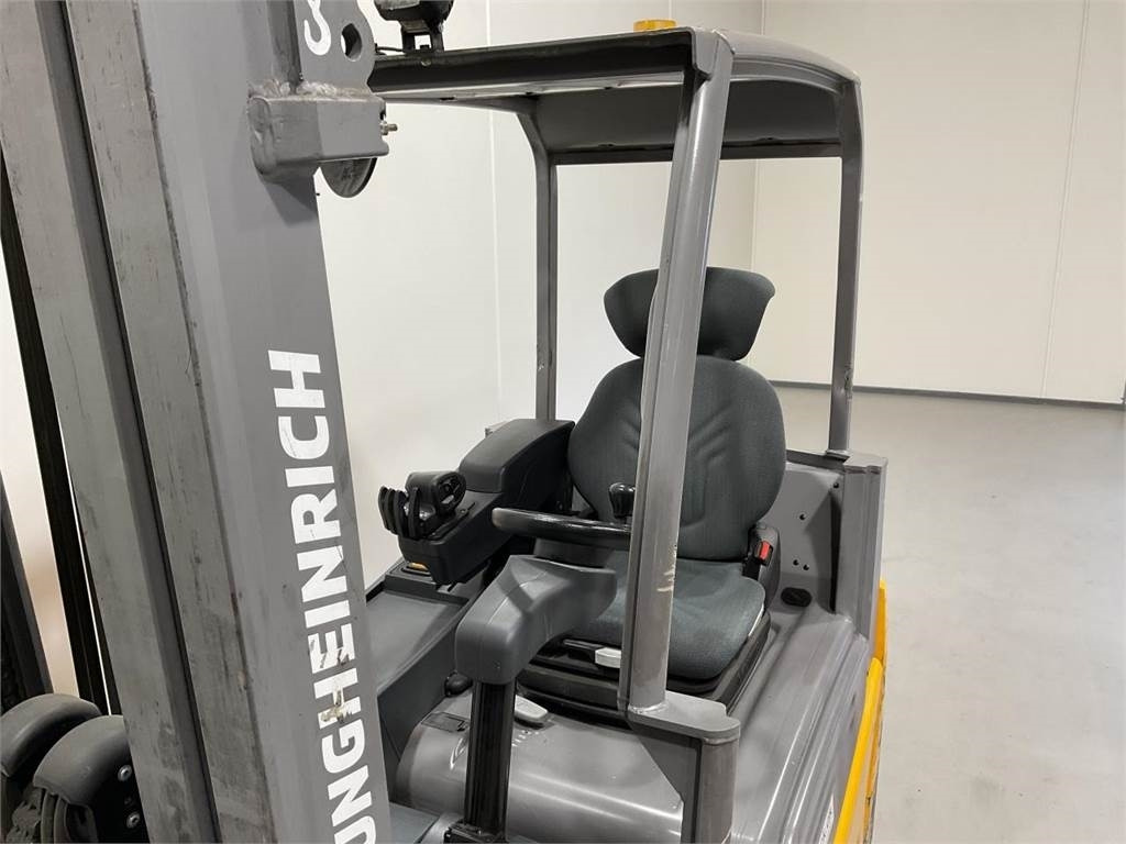 Jungheinrich EFG216K - Ηλεκτροκίνητο περονοφόρο: φωτογραφία 5 Jungheinrich EFG216K - Ηλεκτροκίνητο περονοφόρο: φωτογραφία 5