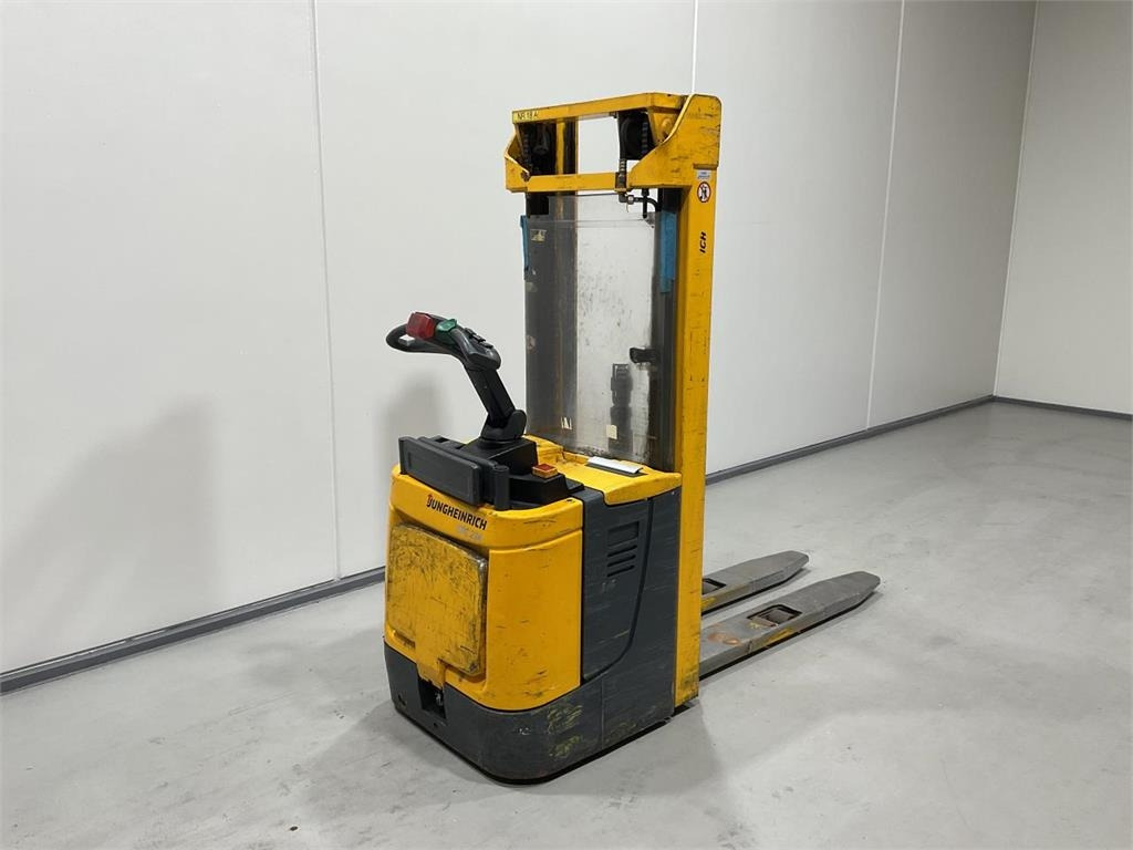 Jungheinrich ERC 214 - Μηχάνημα στοίβαξης: φωτογραφία 2 Jungheinrich ERC 214 - Μηχάνημα στοίβαξης: φωτογραφία 2