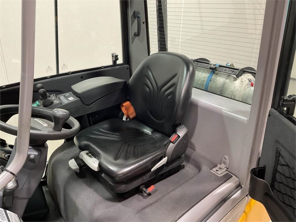 Jungheinrich TFG 320 - Υγραεριοκίνητο περονοφόρο: φωτογραφία 5 Jungheinrich TFG 320 - Υγραεριοκίνητο περονοφόρο: φωτογραφία 5