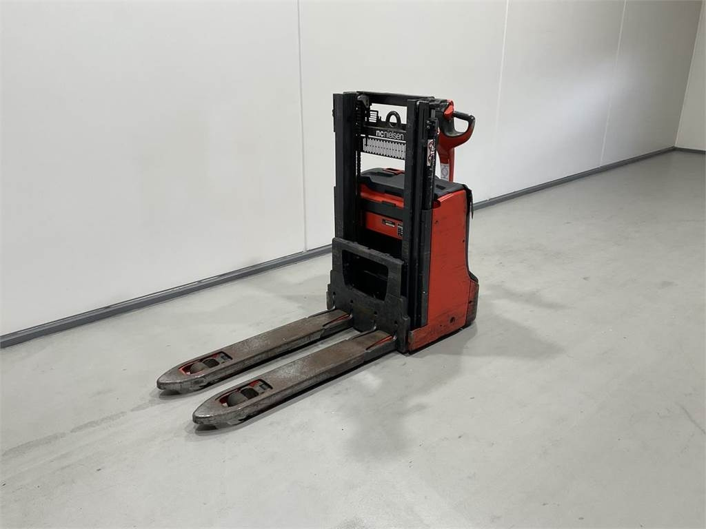 Linde D08 - Μηχάνημα στοίβαξης: φωτογραφία 4 Linde D08 - Μηχάνημα στοίβαξης: φωτογραφία 4