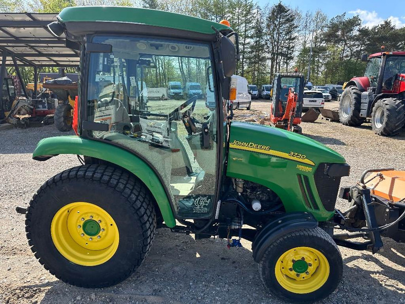 John Deere 3720 M/ Hydraulisk kost - Μικρό τρακτέρ: φωτογραφία 3 John Deere 3720 M/ Hydraulisk kost - Μικρό τρακτέρ: φωτογραφία 3