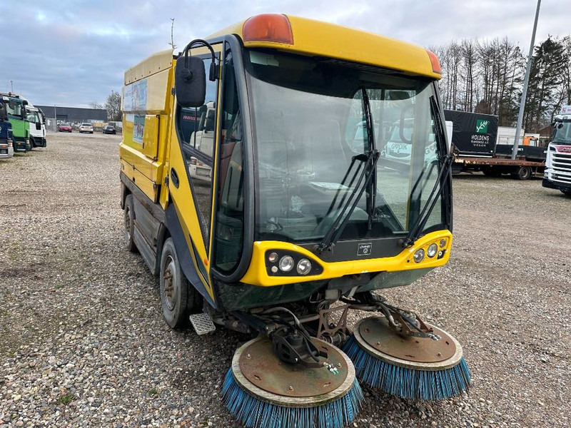 Johnston CN400 - Σάρωθρο δρόμων: φωτογραφία 4 Johnston CN400 - Σάρωθρο δρόμων: φωτογραφία 4