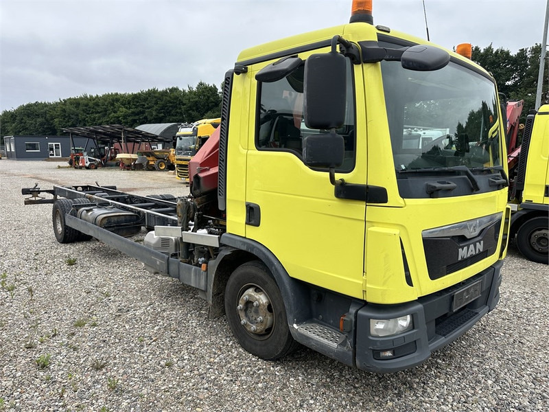 MAN TGL 12.220 // Crane HMF 735K2 // - Φορτηγό με γερανό: φωτογραφία 2 MAN TGL 12.220 // Crane HMF 735K2 // - Φορτηγό με γερανό: φωτογραφία 2