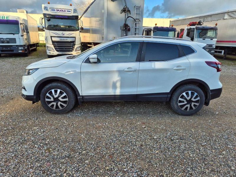 Nissan QASHQAI 1,5 dCi 115 Tekna DCT Van 5d - Επαγγελματικό αυτοκίνητο κόφα: φωτογραφία 2 Nissan QASHQAI 1,5 dCi 115 Tekna DCT Van 5d - Επαγγελματικό αυτοκίνητο κόφα: φωτογραφία 2