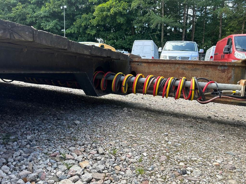 Nooteboom Machine trailer W/ extendable bed & Hyd Ramps - Επικαθήμενο με χαμηλό δάπεδο: φωτογραφία 4 Nooteboom Machine trailer W/ extendable bed & Hyd Ramps - Επικαθήμενο με χαμηλό δάπεδο: φωτογραφία 4