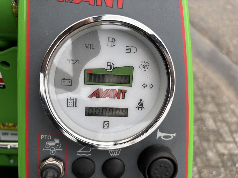 Leasing Avant 423 TDL Avant 423 TDL: φωτογραφία 11 Leasing Avant 423 TDL Avant 423 TDL: φωτογραφία 11