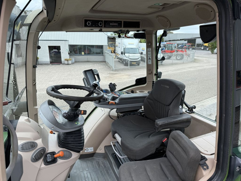 Fendt 513 Vario Power - Τρακτέρ: φωτογραφία 5 Fendt 513 Vario Power - Τρακτέρ: φωτογραφία 5