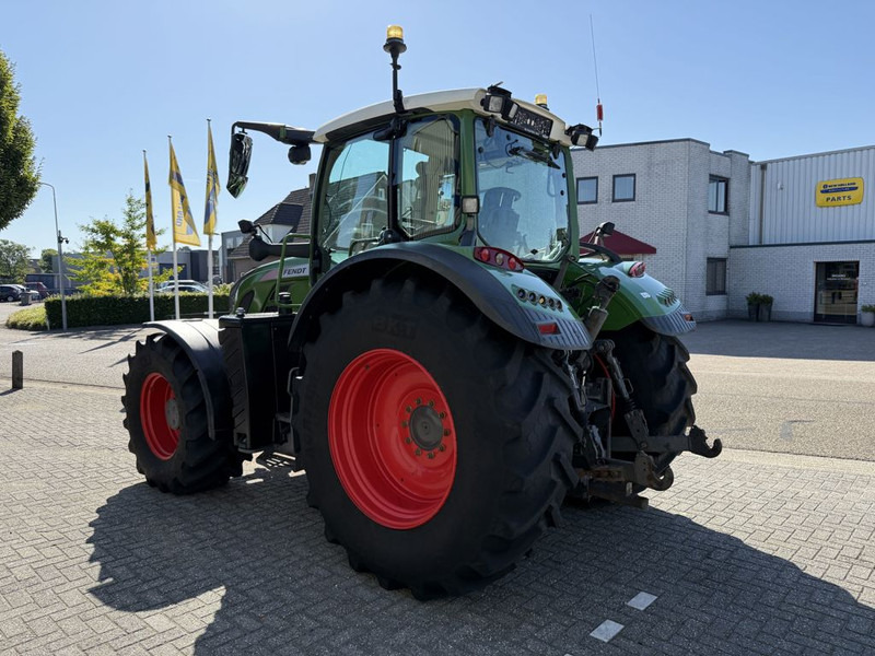 Fendt 720 S4 Vario PowerPlus - Τρακτέρ: φωτογραφία 2 Fendt 720 S4 Vario PowerPlus - Τρακτέρ: φωτογραφία 2