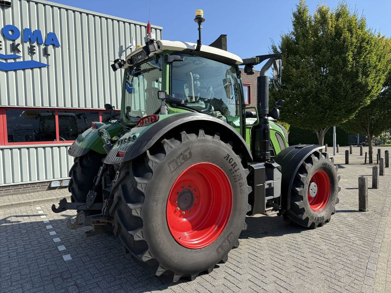 Fendt 720 S4 Vario PowerPlus - Τρακτέρ: φωτογραφία 3 Fendt 720 S4 Vario PowerPlus - Τρακτέρ: φωτογραφία 3