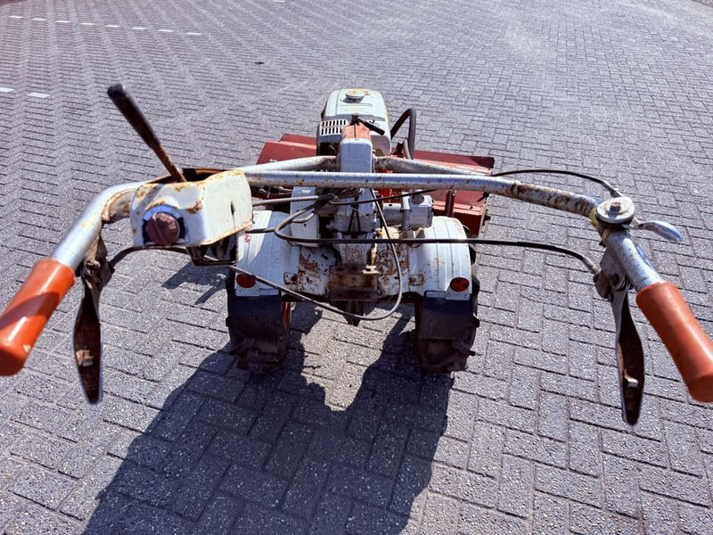 Honda F800 Veegmachine - Σάρωθρο δρόμων: φωτογραφία 3 Honda F800 Veegmachine - Σάρωθρο δρόμων: φωτογραφία 3