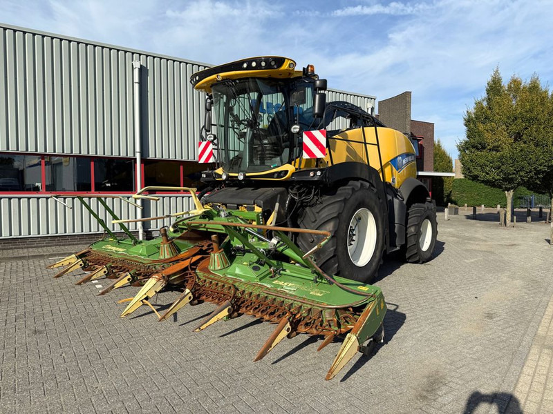 New Holland FR550 Forage Cruiser + Krone Easycollect - Ενσιρωτική μηχανή: φωτογραφία 2 New Holland FR550 Forage Cruiser + Krone Easycollect - Ενσιρωτική μηχανή: φωτογραφία 2