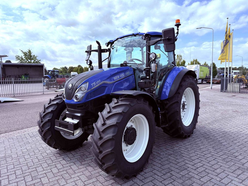 New Holland T5.120 Dual Command HILO - Τρακτέρ: φωτογραφία 1 New Holland T5.120 Dual Command HILO - Τρακτέρ: φωτογραφία 1