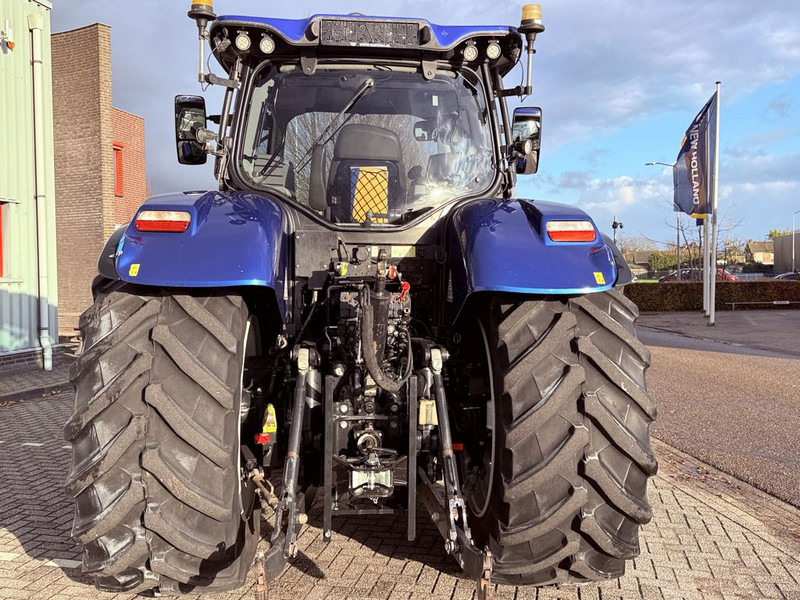 New Holland T7.270 AC Stage V Blue Power - Τρακτέρ: φωτογραφία 5 New Holland T7.270 AC Stage V Blue Power - Τρακτέρ: φωτογραφία 5