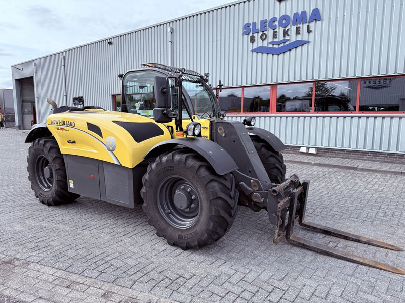 New Holland TH6.36 PLUS - Τηλεσκοπικός φορτωτής: φωτογραφία 4 New Holland TH6.36 PLUS - Τηλεσκοπικός φορτωτής: φωτογραφία 4
