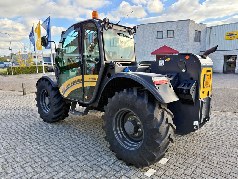 New Holland TH7.37 Plus Verreiker - Τηλεσκοπικός φορτωτής: φωτογραφία 2 New Holland TH7.37 Plus Verreiker - Τηλεσκοπικός φορτωτής: φωτογραφία 2