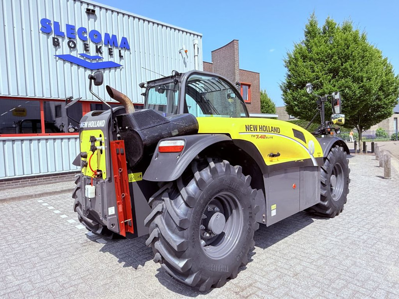 Τηλεσκοπικός φορτωτής New Holland TH7.42 Telehandler: φωτογραφία 11 Τηλεσκοπικός φορτωτής New Holland TH7.42 Telehandler: φωτογραφία 11