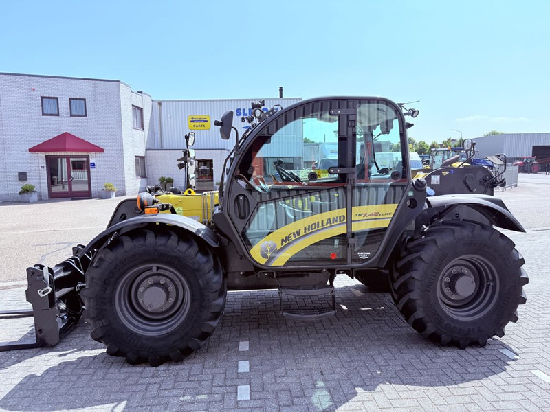 Τηλεσκοπικός φορτωτής New Holland TH7.42 Telehandler: φωτογραφία 15 Τηλεσκοπικός φορτωτής New Holland TH7.42 Telehandler: φωτογραφία 15