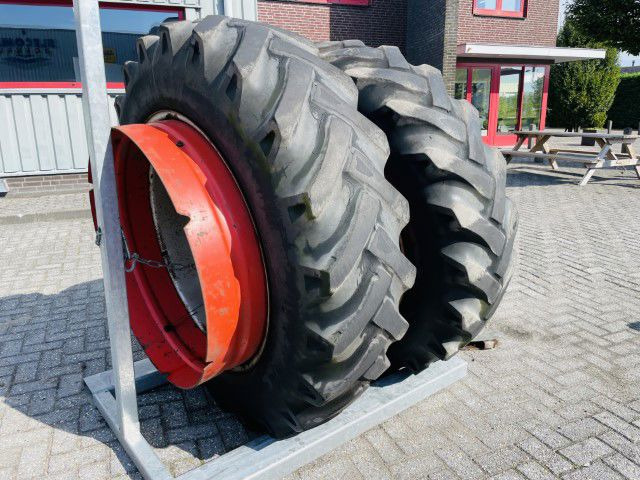 Veith Dubbel lucht 16.9/14-38  systeem GS - Ελαστικά και ζάντες: φωτογραφία 5 Veith Dubbel lucht 16.9/14-38  systeem GS - Ελαστικά και ζάντες: φωτογραφία 5