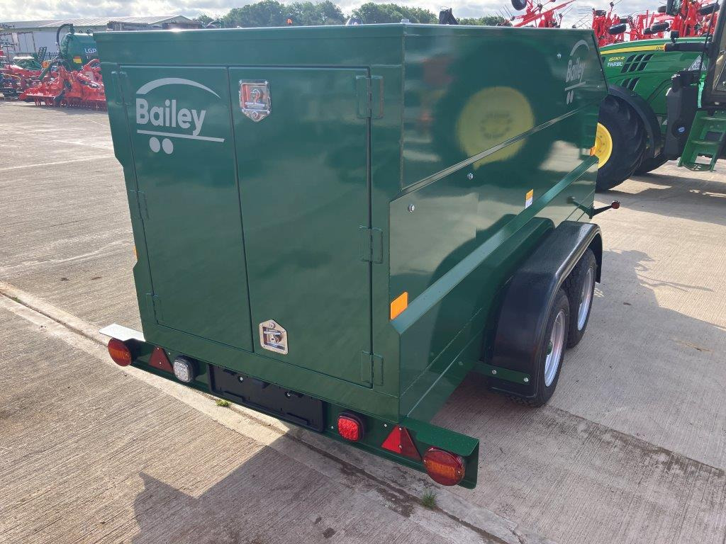 Bailey Fuel Bowser - Ρυμούλκα για τρακτέρ: φωτογραφία 5 Bailey Fuel Bowser - Ρυμούλκα για τρακτέρ: φωτογραφία 5