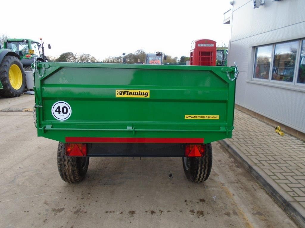 Fleming TR4 - Ρυμούλκα για τρακτέρ: φωτογραφία 5 Fleming TR4 - Ρυμούλκα για τρακτέρ: φωτογραφία 5