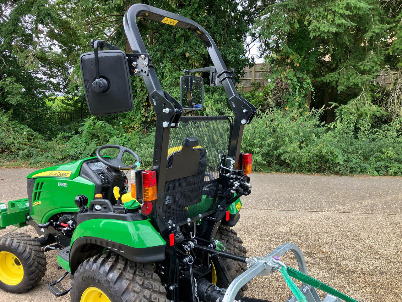 John Deere 2026R compact tractor - Μικρό τρακτέρ: φωτογραφία 3 John Deere 2026R compact tractor - Μικρό τρακτέρ: φωτογραφία 3