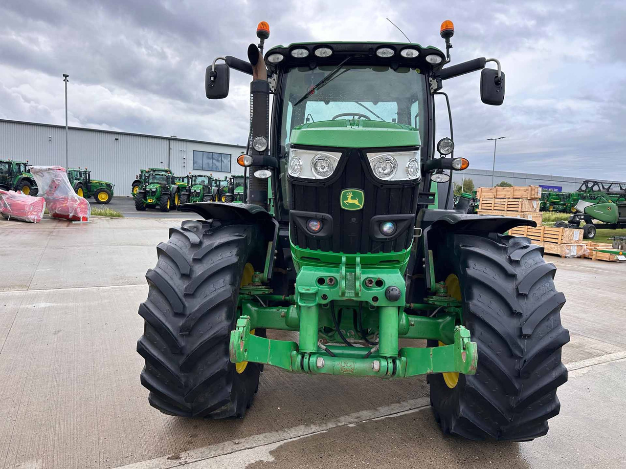 John Deere 6150R - Τρακτέρ: φωτογραφία 3 John Deere 6150R - Τρακτέρ: φωτογραφία 3