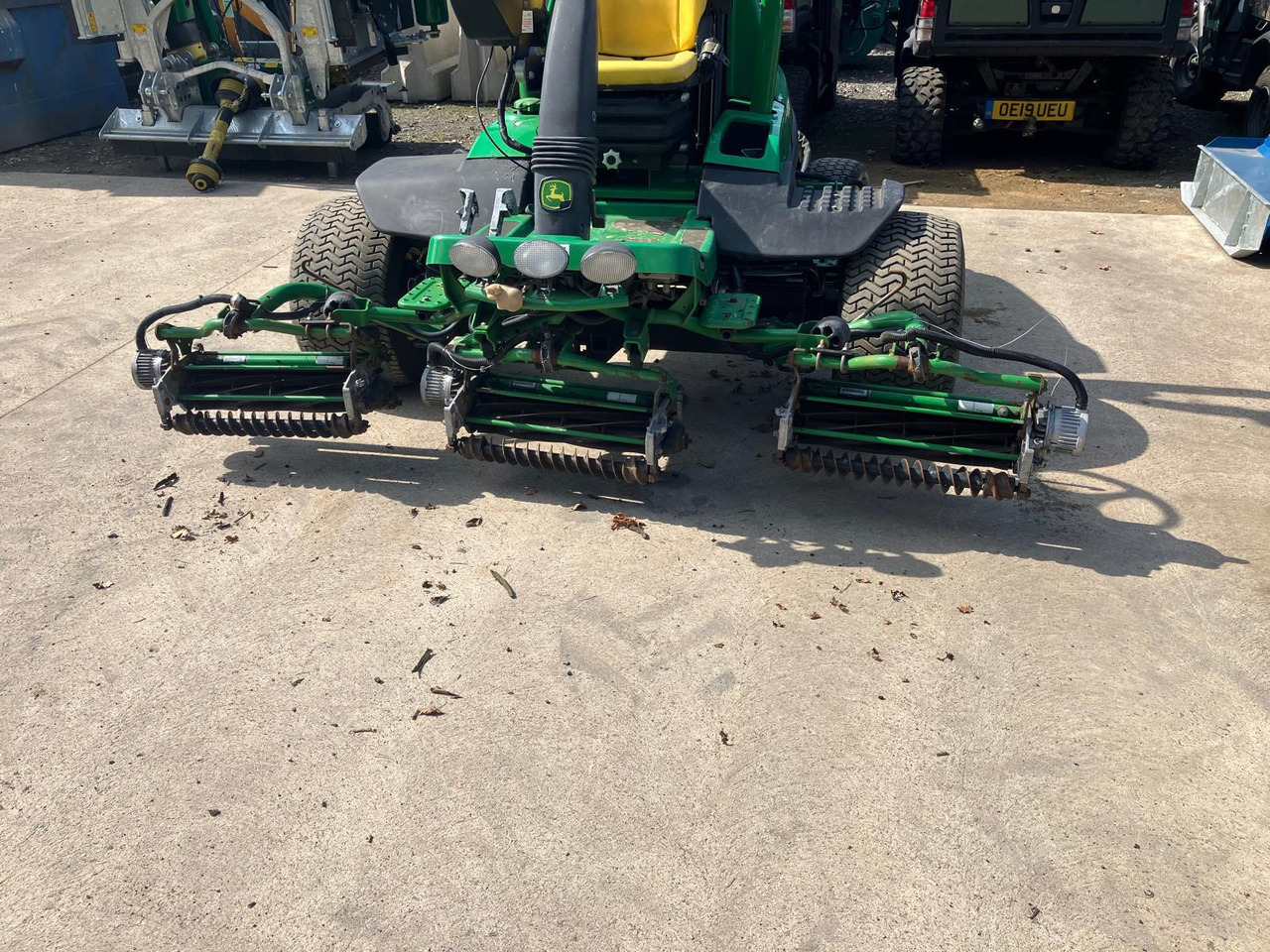 John Deere 7500AE fairway mower - Χλοοκοπτικό: φωτογραφία 2 John Deere 7500AE fairway mower - Χλοοκοπτικό: φωτογραφία 2