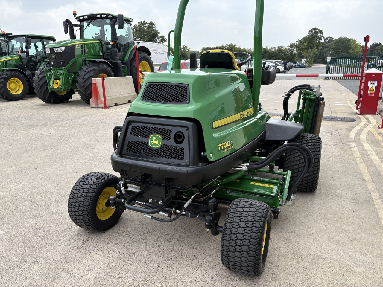 John Deere 7700A Fairway Mower - Χλοοκοπτικό: φωτογραφία 4 John Deere 7700A Fairway Mower - Χλοοκοπτικό: φωτογραφία 4