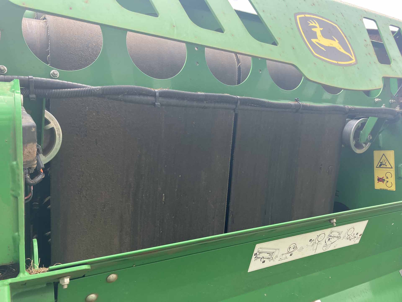 John Deere V451R - Σανού και κτηνοτροφικά μηχανήματα: φωτογραφία 4 John Deere V451R - Σανού και κτηνοτροφικά μηχανήματα: φωτογραφία 4