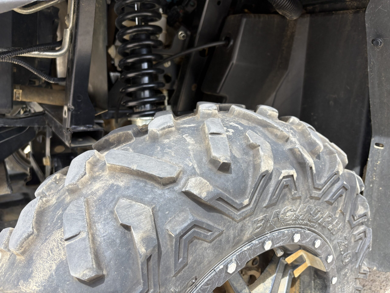 Τετράκλινα John Deere XUV865M Gator: φωτογραφία 8