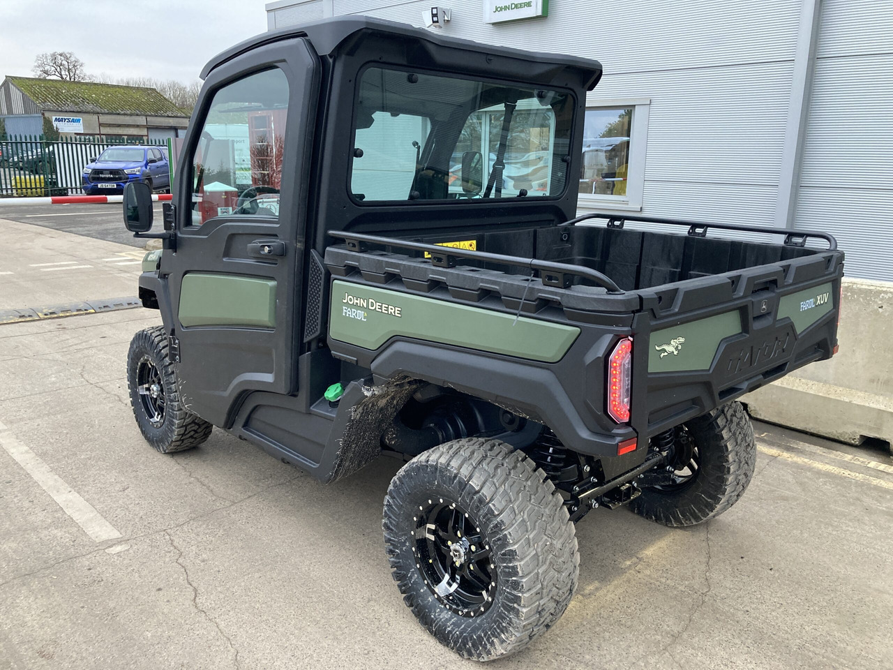 John Deere XUV875M Gator - Τετράκλινα: φωτογραφία 3 John Deere XUV875M Gator - Τετράκλινα: φωτογραφία 3