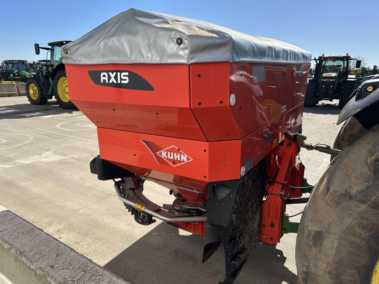 Kuhn Axis 40.2 M-EMC-W - Λιπασματοδιανομέας: φωτογραφία 5 Kuhn Axis 40.2 M-EMC-W - Λιπασματοδιανομέας: φωτογραφία 5