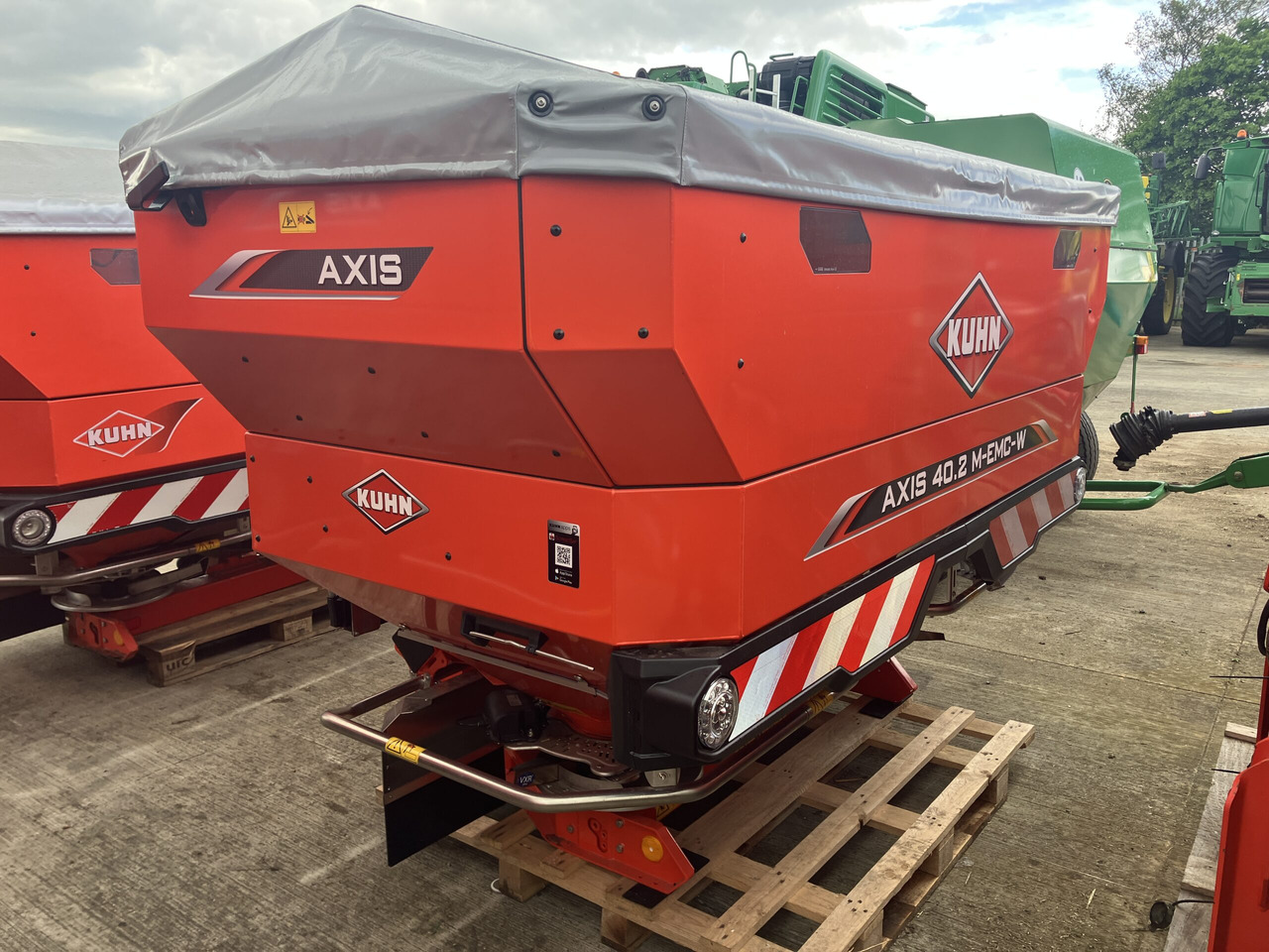 Kuhn Axis 40.2 M-EMC-W - Λιπασματοδιανομέας: φωτογραφία 2 Kuhn Axis 40.2 M-EMC-W - Λιπασματοδιανομέας: φωτογραφία 2