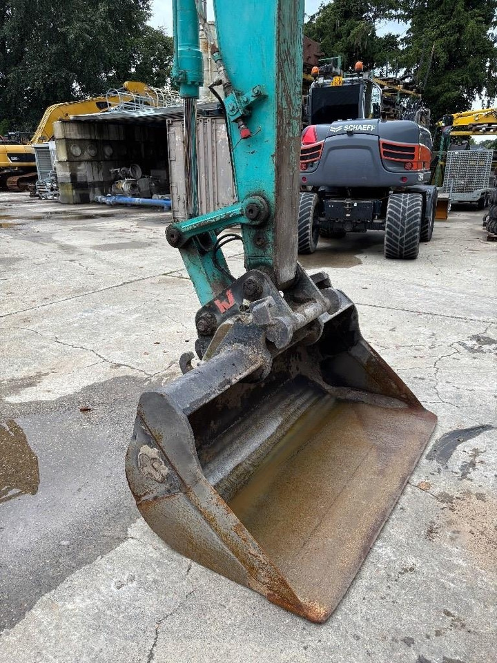 Ερπυστριοφόρος εκσκαφέας Kobelco SK 135: φωτογραφία 7 Ερπυστριοφόρος εκσκαφέας Kobelco SK 135: φωτογραφία 7